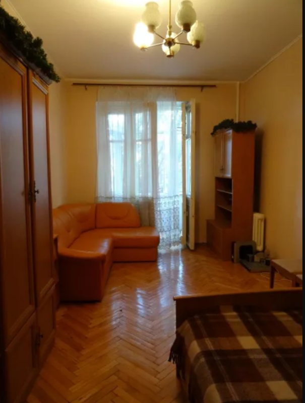 Rent out 2-room apartment. Киев, Лабораторный пер. — photo 3
