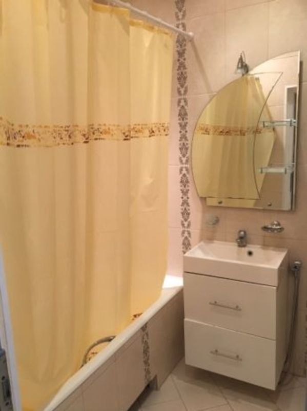 Rent out 1-room apartment. Киев, Оболонская набережная — photo 10