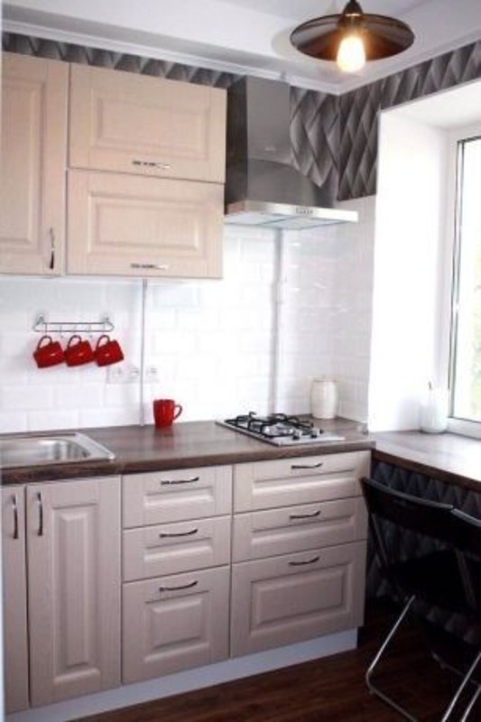 Rent out 1-room apartment. Киев, Новогоспитальная  (Щорса пер.) — photo 1