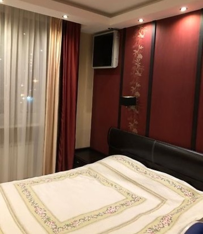Rent out 3-room apartment. Киев, Срибнокильская , 1 — photo 7