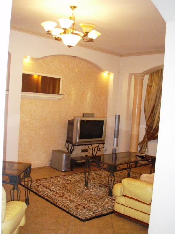 Rent out 3-room apartment. Киев, Миропольская , 39 — photo 6