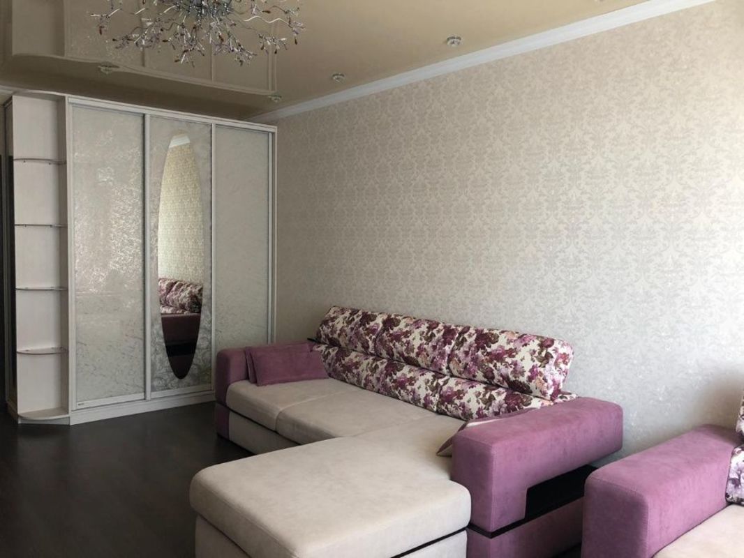 Rent out 1-room apartment. Киев, Юрия Ильенко (Мельникова) — photo 4
