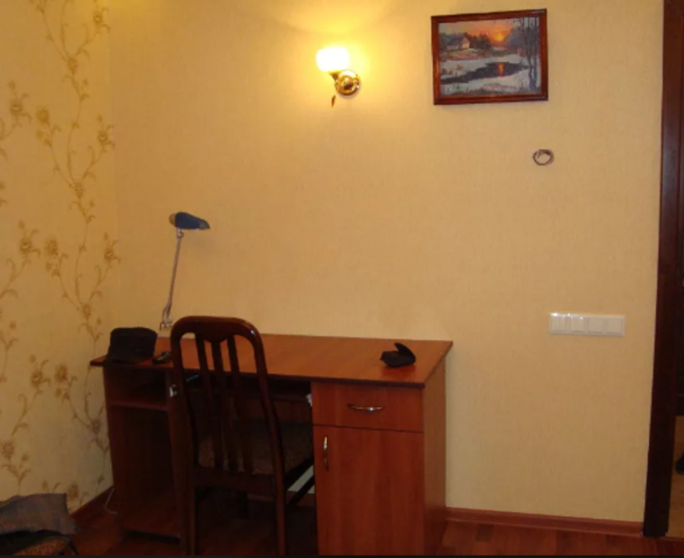 Rent out 1-room apartment. Киев, Героев Сталинграда просп. — photo 5