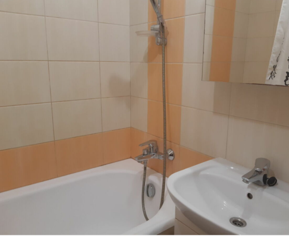 Rent out 2-room apartment. Киев, Героев Днепра — photo 6
