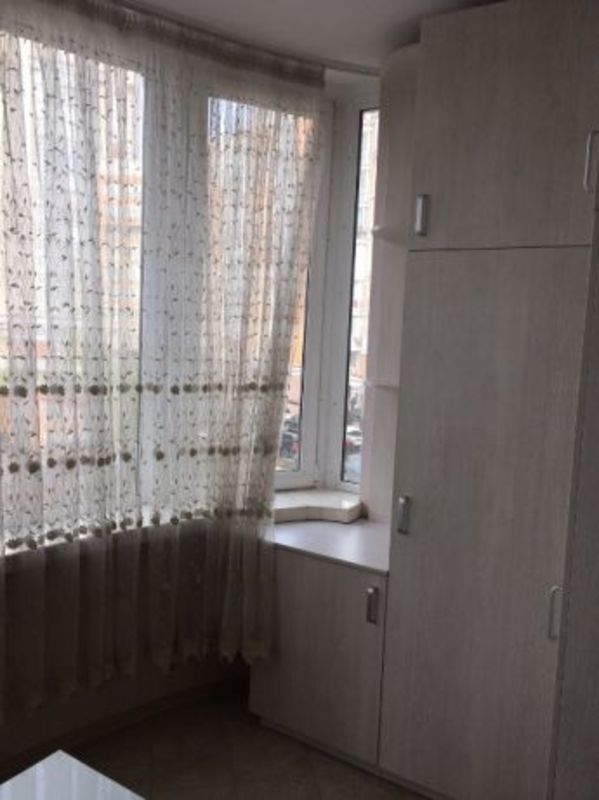 Rent out 1-room apartment. Киев, Оболонская набережная — photo 7