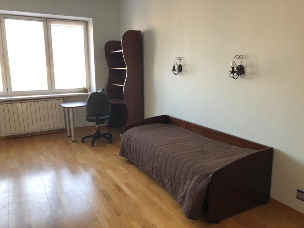 Rent out 4-room apartment. Киев, Тимошенко Маршала , 21 — photo 4