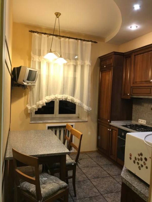 Rent out 2-room apartment. Киев, Нагорная — photo 4