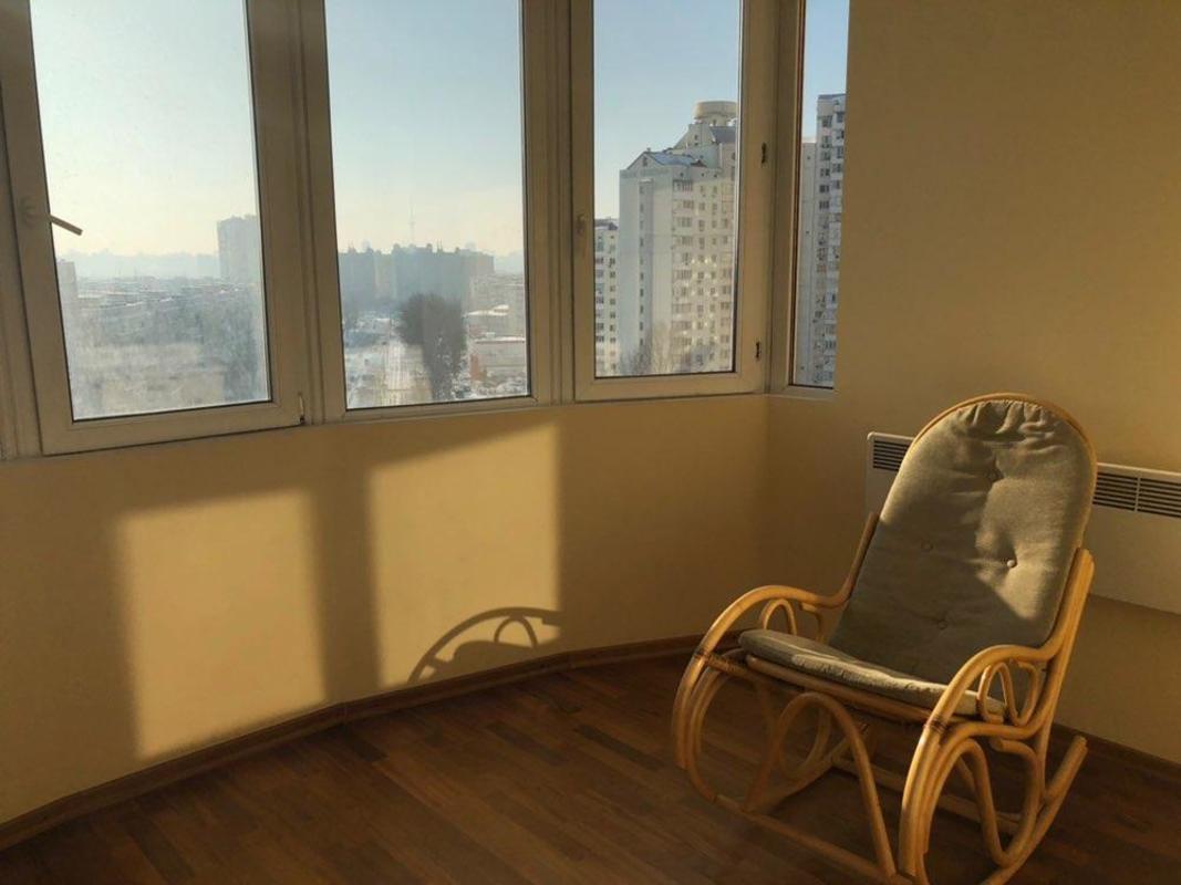 Rent out 4-room apartment. Киев, Тимошенко Маршала , 21 — photo 5