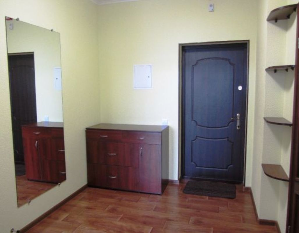 Rent out 1-room apartment. Киев, Воскресенская — photo 5