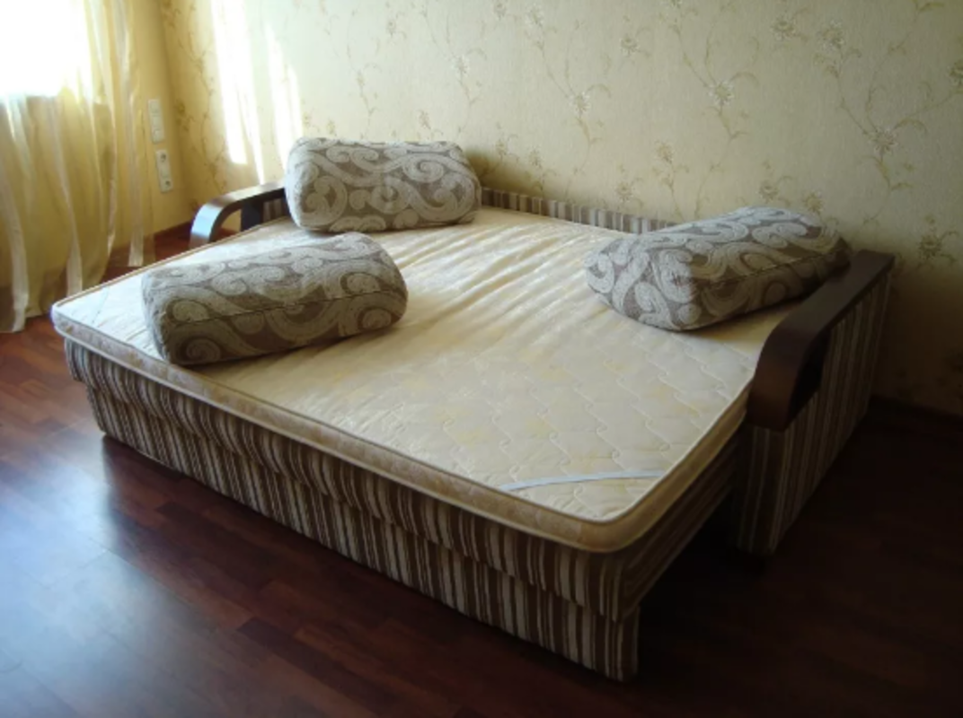Rent out 1-room apartment. Киев, Героев Сталинграда просп. — photo 3