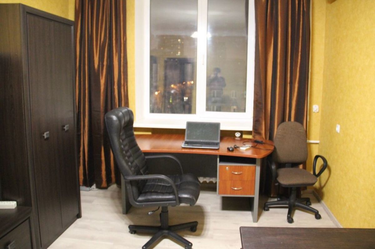 Rent out 2-room apartment. Киев, Леси Украинки бульв. — photo 2
