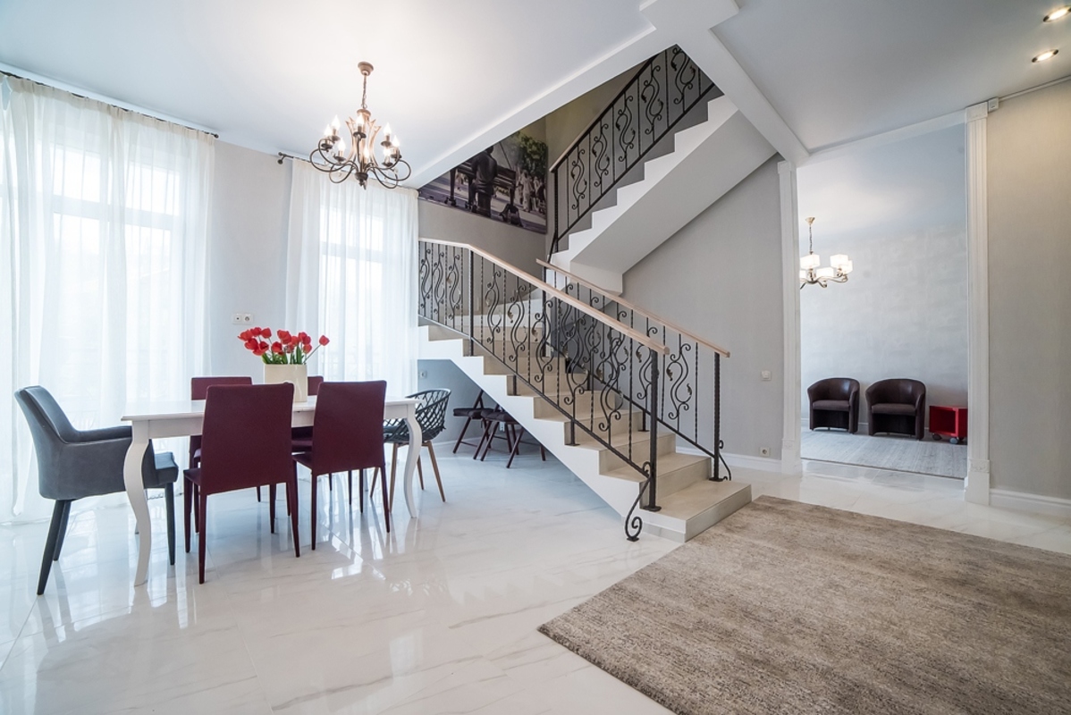 Rent out 3-room apartment. Киев, Дегтярная , 11 — photo 1