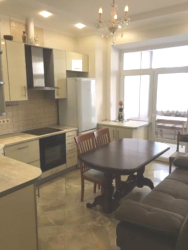 Rent out 1-room apartment. Киев, Оболонская набережная — photo 1