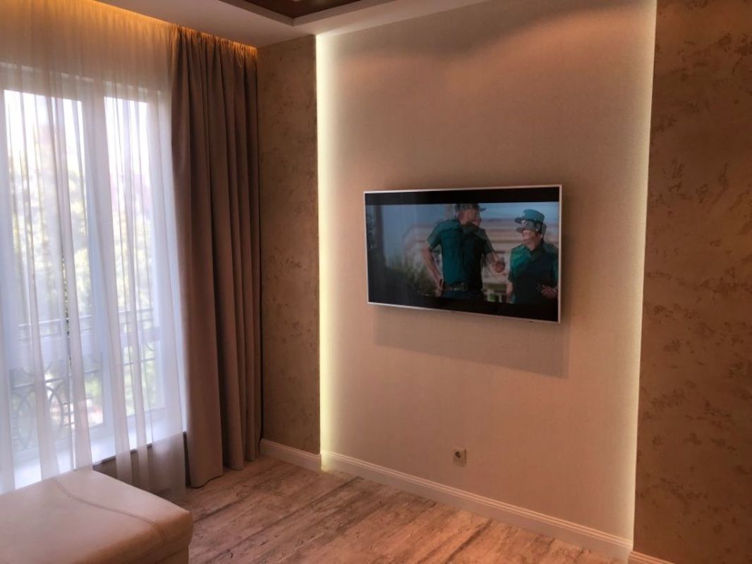 Rent out 1-room apartment. Киев, Желябова — photo 7