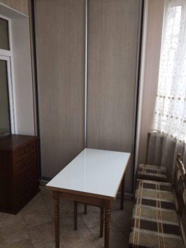 Rent out 1-room apartment. Киев, Оболонская набережная — photo 8