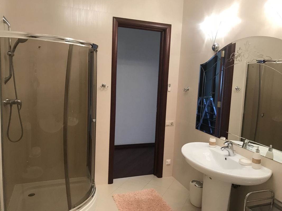 Rent out 3-room apartment. Киев, Ирининская, 5/24 — photo 14