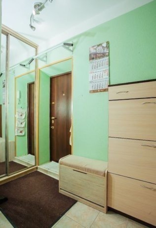 Rent out 2-room apartment. Киев, Кловский спуск — photo 4