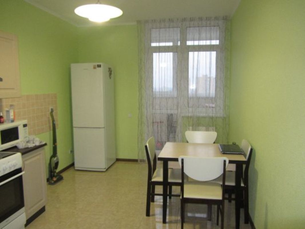 Rent out 1-room apartment. Киев, Воскресенская — photo 4