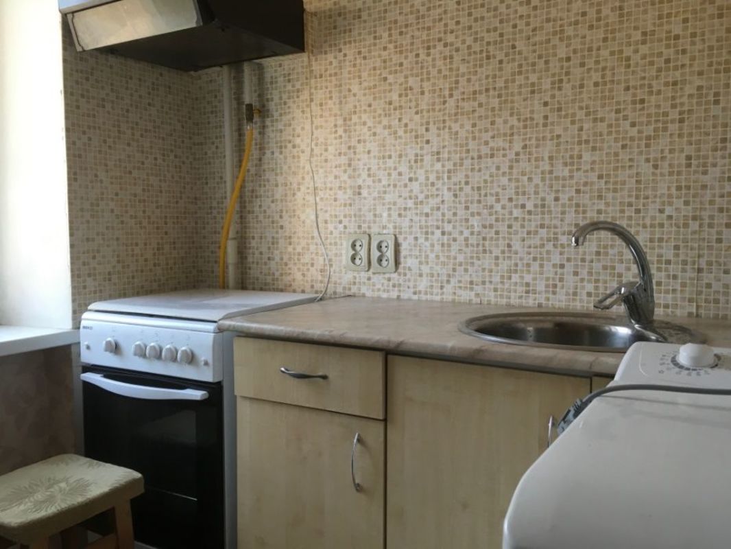 Rent out 1-room apartment. Киев, Предславинская — photo 5