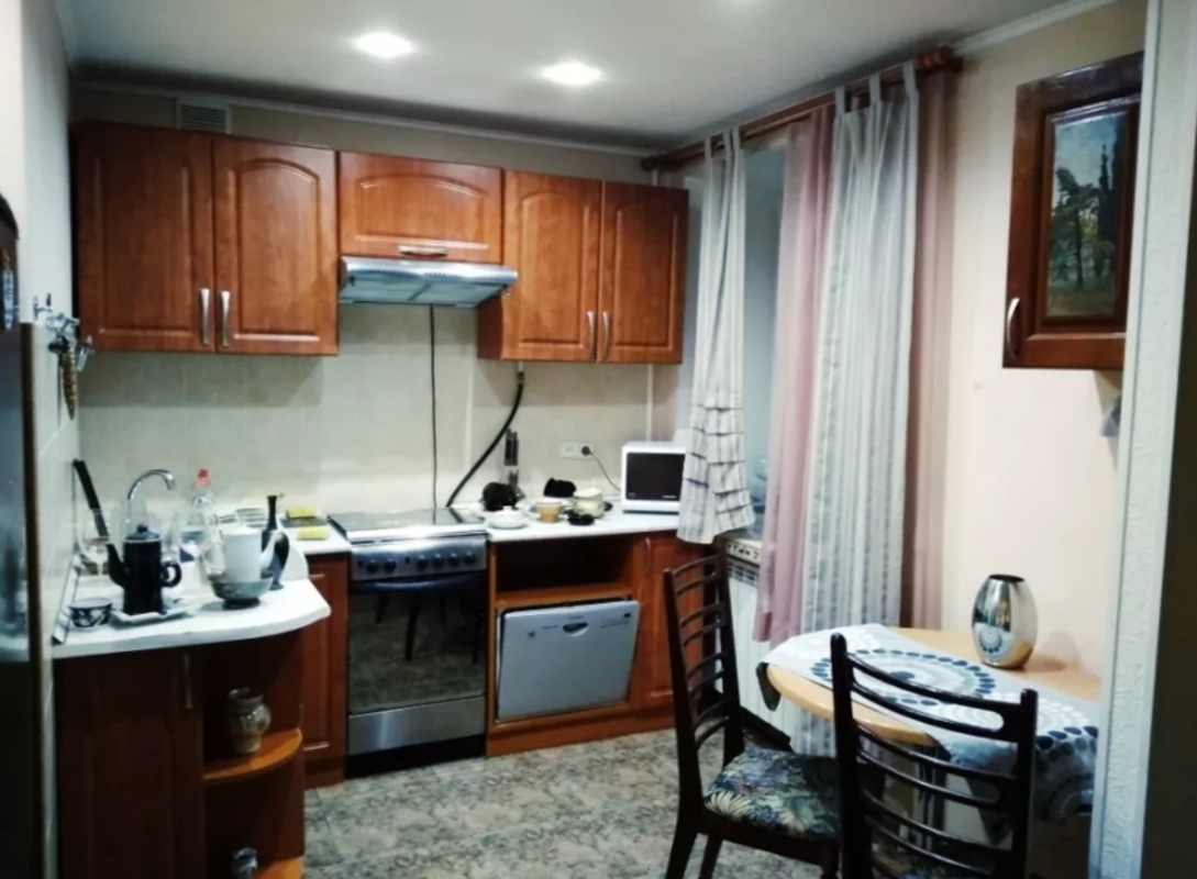 Rent out 2-room apartment. Киев, Сечевых Стрельцов  (Артема) — photo 9