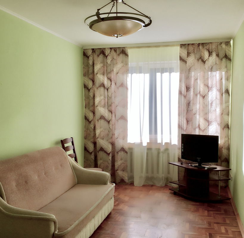 Rent out 4-room apartment. Киев, Старонаводницкая, 8Б — photo 3