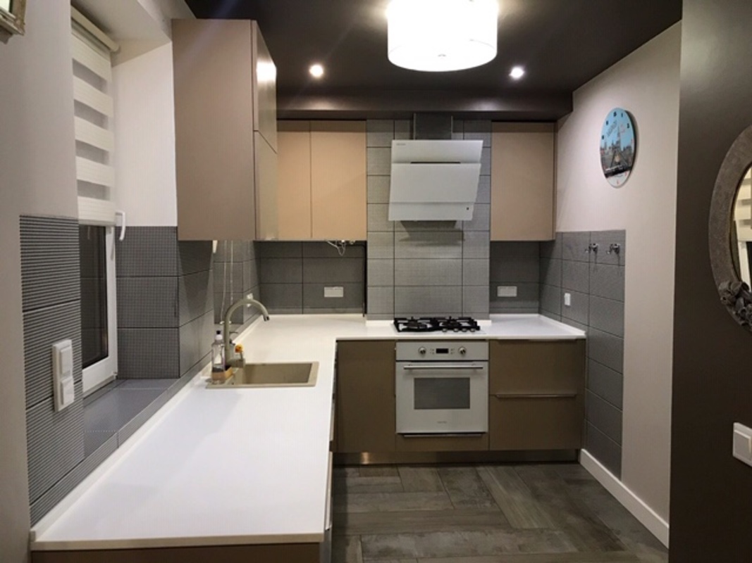 Rent out 3-room apartment. Киев, Сечевых Стрельцов  (Артема), 84 — photo 2