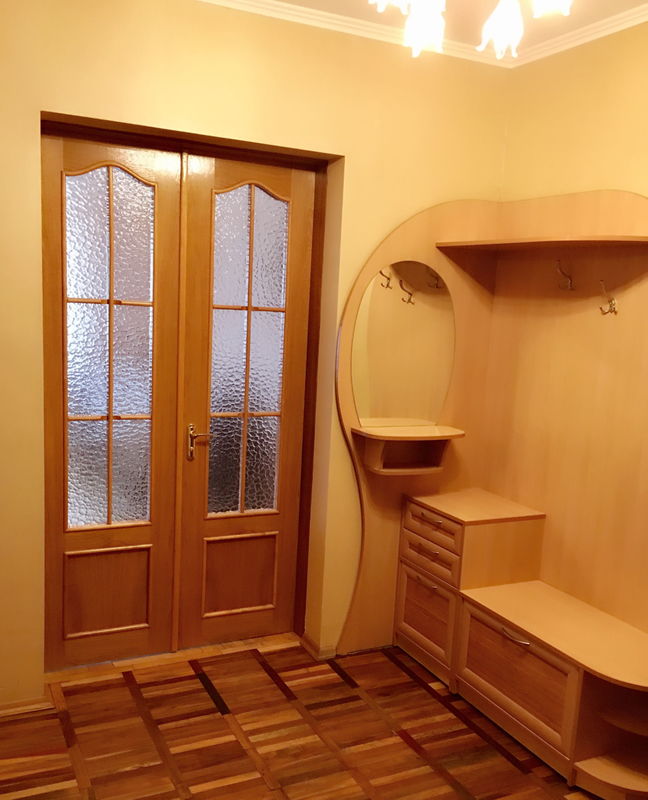 Rent out 4-room apartment. Киев, Старонаводницкая, 8Б — photo 11