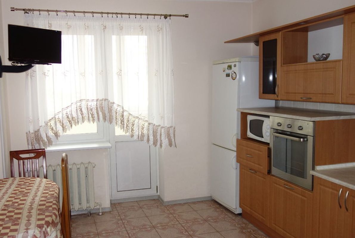 Rent out 2-room apartment. Киев, Григоренко Петра просп., 28 — photo 2