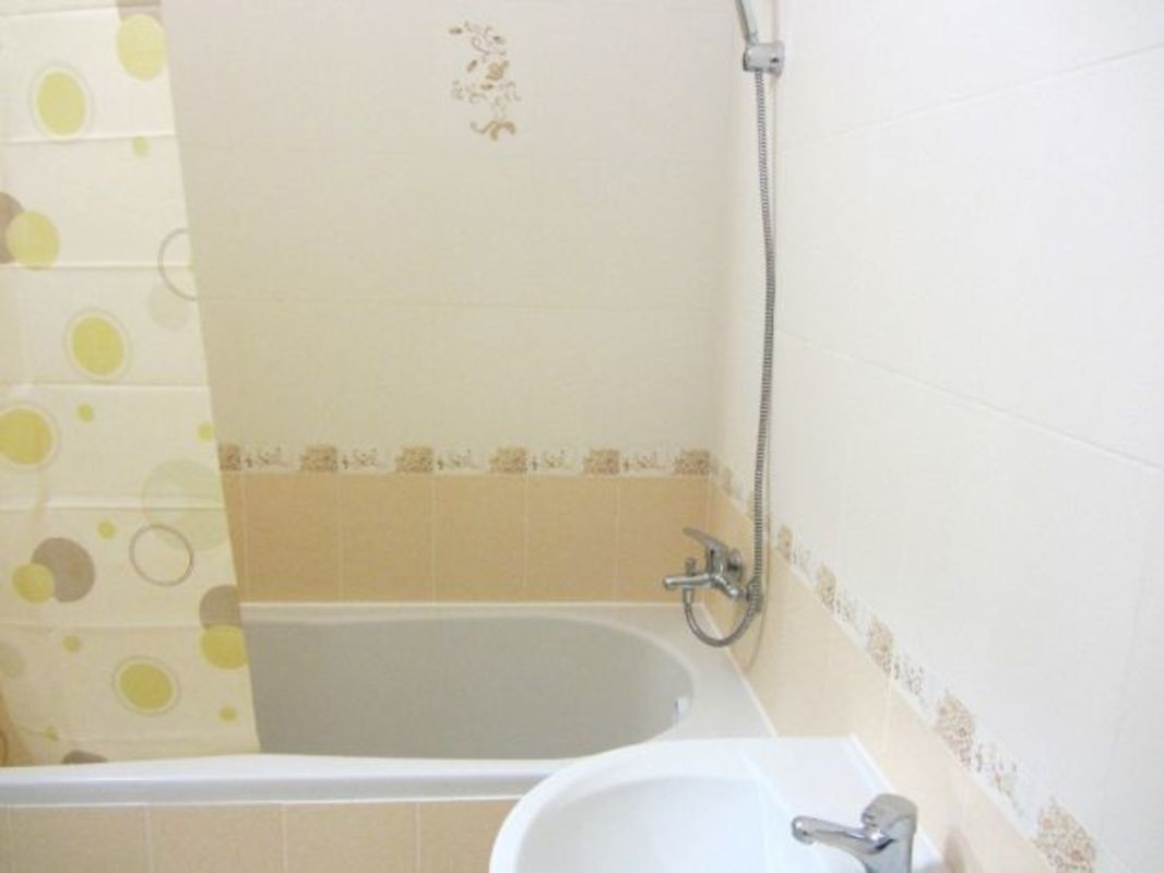 Rent out 1-room apartment. Киев, Воскресенская — photo 11