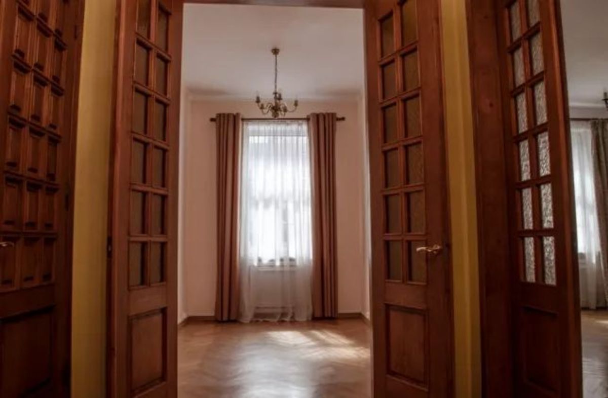 Rent out multi-room apartment. Киев, Грушевского Михаила , 9 — photo 10