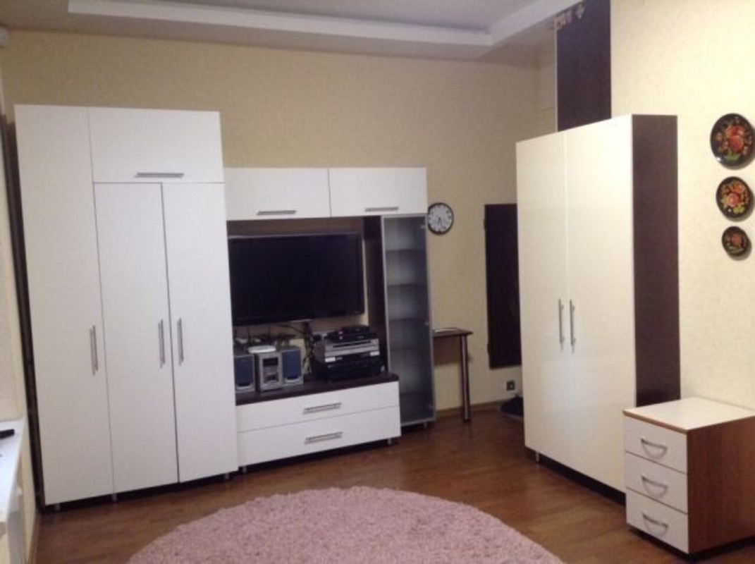 Rent out 1-room apartment. Киев, Коновальца Евгения  (Щорса (Печерск)) — photo 3