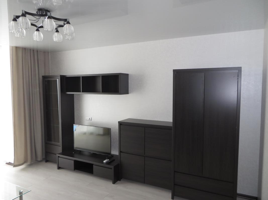 Rent out 1-room apartment. Киев, Драгоманова , 2а — photo 5